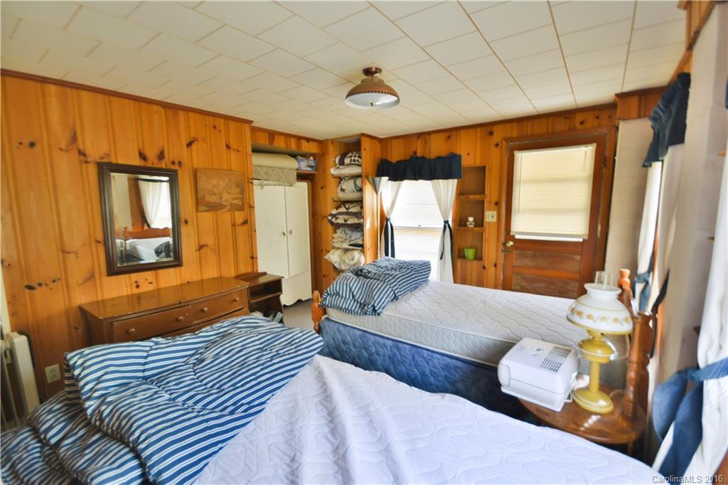 175 Rocky Ridge Road Sylva, NC 28779 - Photo 19 of 20 Gallery Image 19