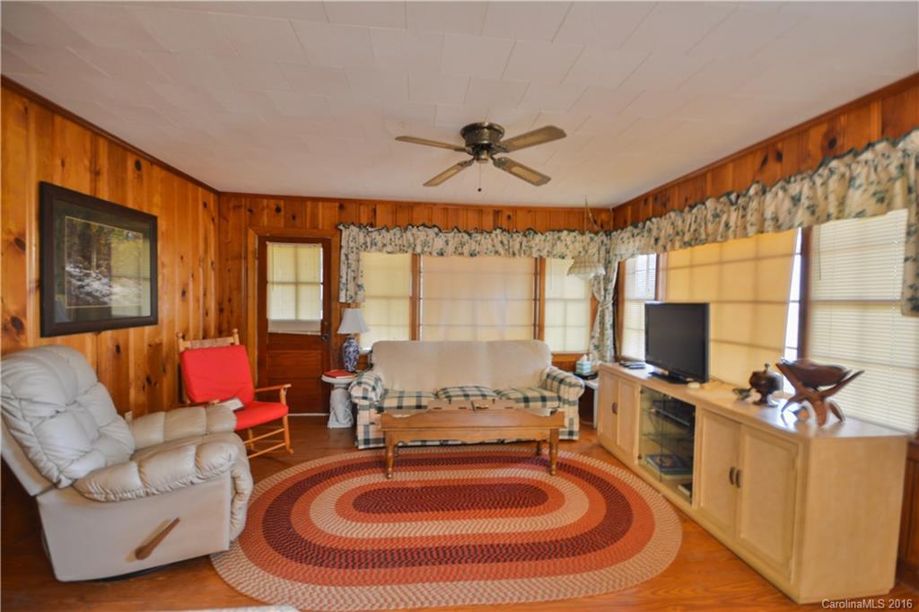 175 Rocky Ridge Road Sylva, NC 28779 - Photo 5 of 20 Gallery Image 5