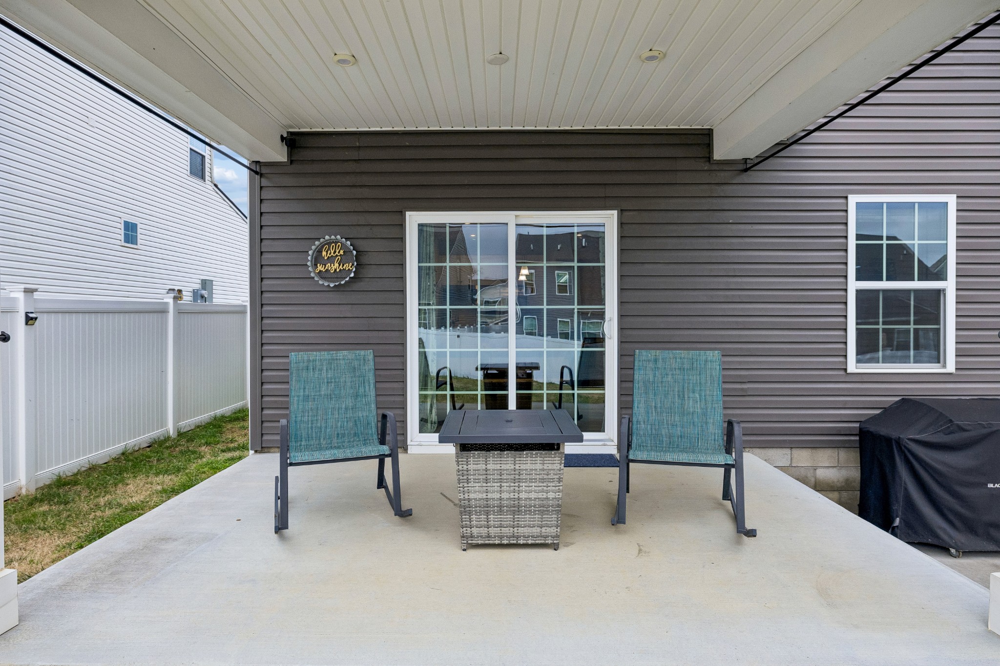 809 Mill Tree Court Smyrna, TN 37167 - Photo 38 of 42 a view of a patio with table and chairs and wooden fence
