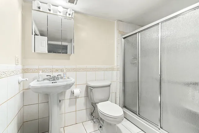 $799,000 | 1 Ludlow Avenue, Wakefield, MA 01880