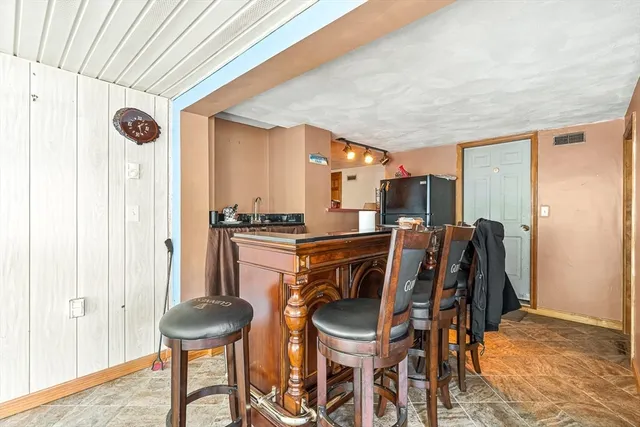 $799,000 | 1 Ludlow Avenue, Wakefield, MA 01880