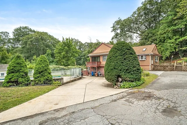 $799,000 | 1 Ludlow Avenue, Wakefield, MA 01880