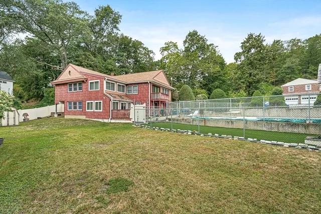 $799,000 | 1 Ludlow Avenue, Wakefield, MA 01880