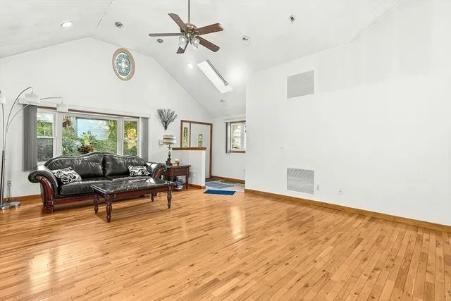 $799,000 | 1 Ludlow Avenue, Wakefield, MA 01880