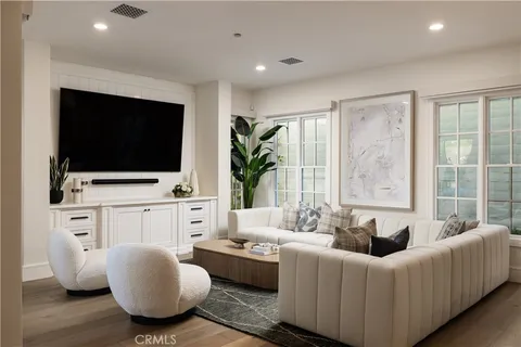 $7,550,000 | 8 Gleneagles Drive, Newport Beach, CA 92660