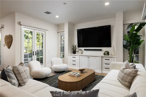 $7,550,000 | 8 Gleneagles Drive, Newport Beach, CA 92660