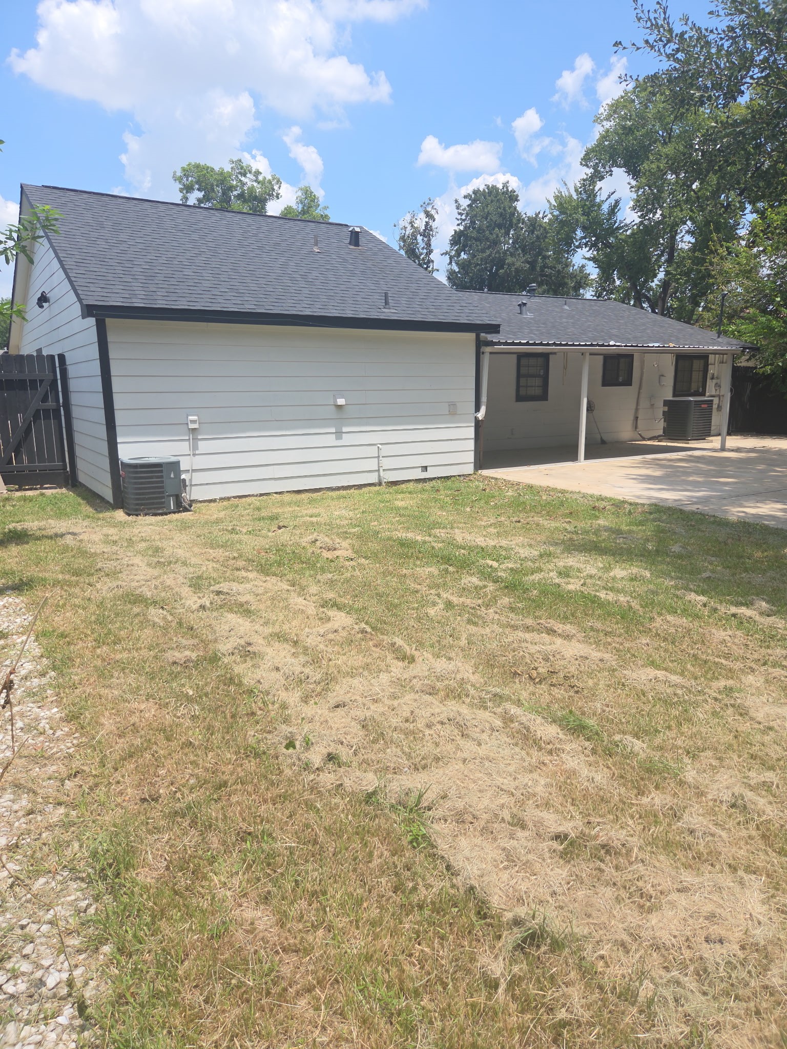 1246 Mitchell Road Houston, TX 77037 - Photo 35 of 39