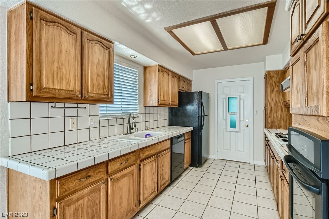 1920 Racine Drive Las Vegas, NV 89156 - Photo 6 of 11