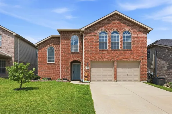 $399,900 | 14037 Fontana Road, Fort Worth, TX 76262