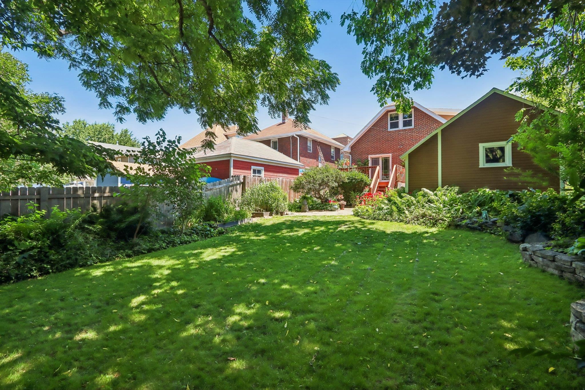406 Maple Avenue Madison, WI 53704 - Photo 7 of 59
