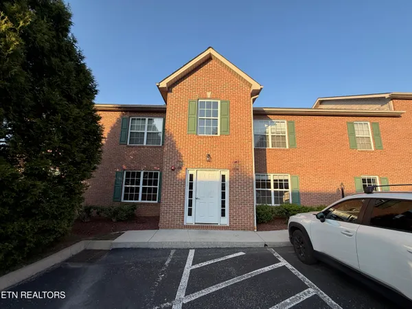 $199,900 | 1640 Maple View Way, Knoxville, TN 37918