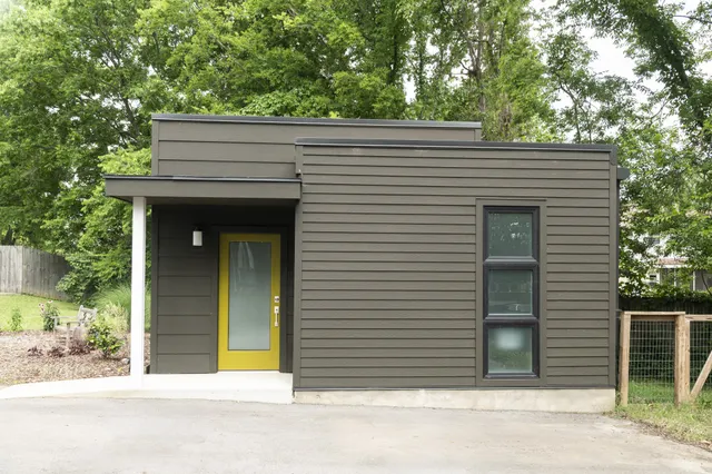 $1,300 | 135 Del Crest Drive, Nashville, TN 37217