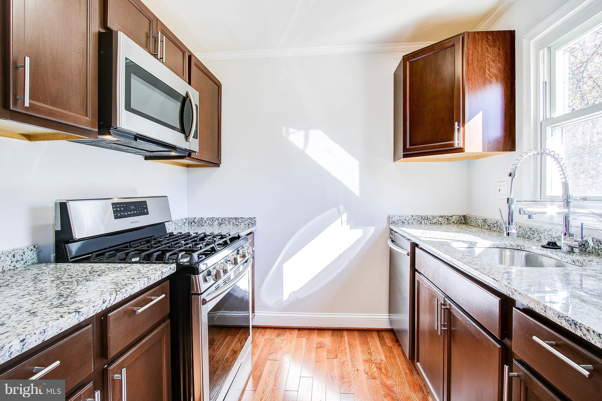 7563 Alleghany Road Manassas, VA 20111 - Photo 14 of 30 Kitchen
