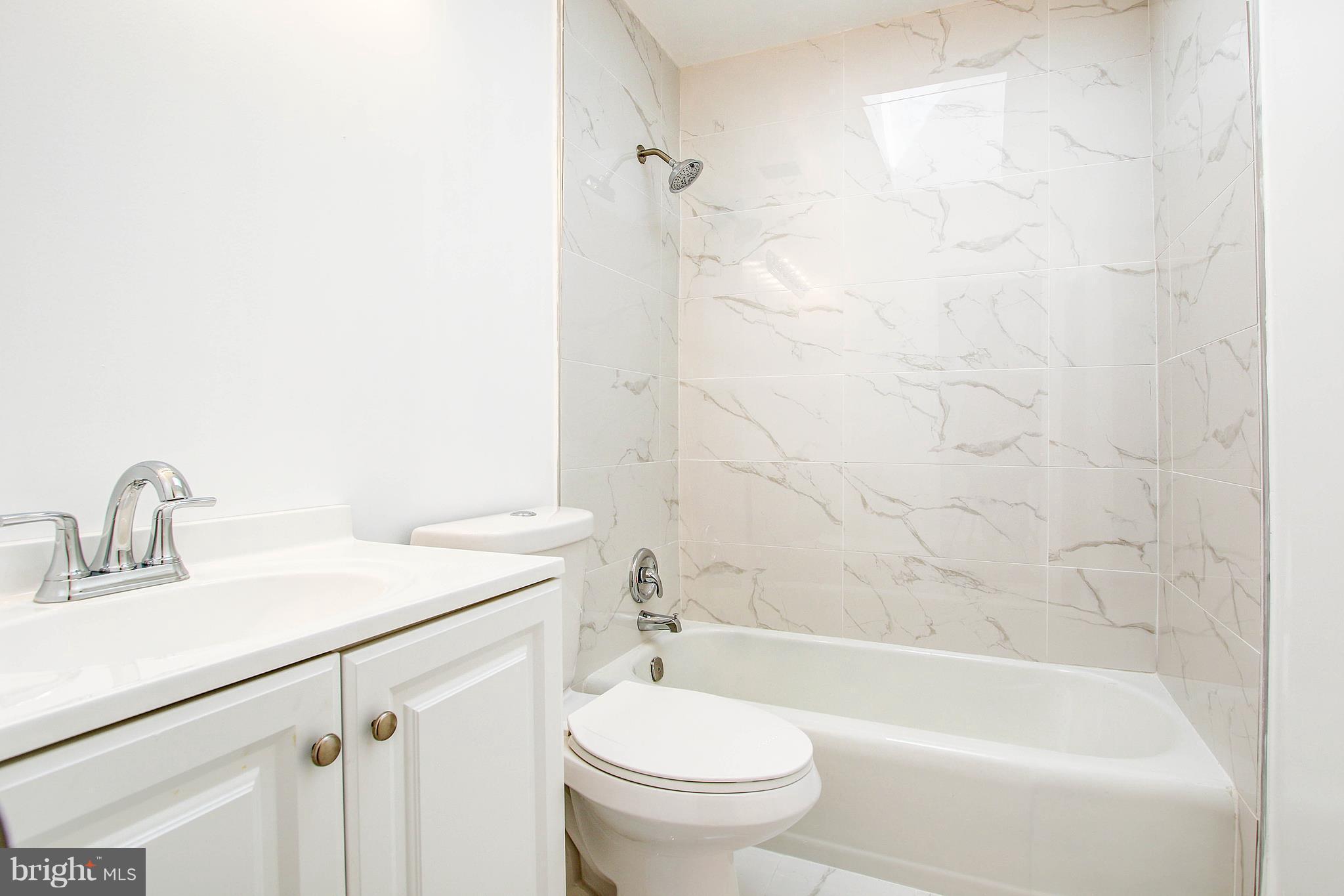 7563 Alleghany Road Manassas, VA 20111 - Photo 20 of 30 Bath