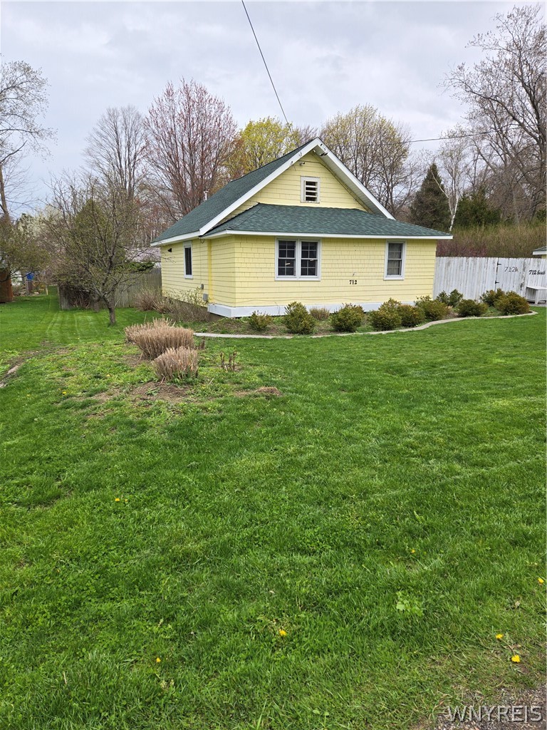 712 Beach Road Evans, NY 14006 - Photo 1 of 1 Gallery Image 1