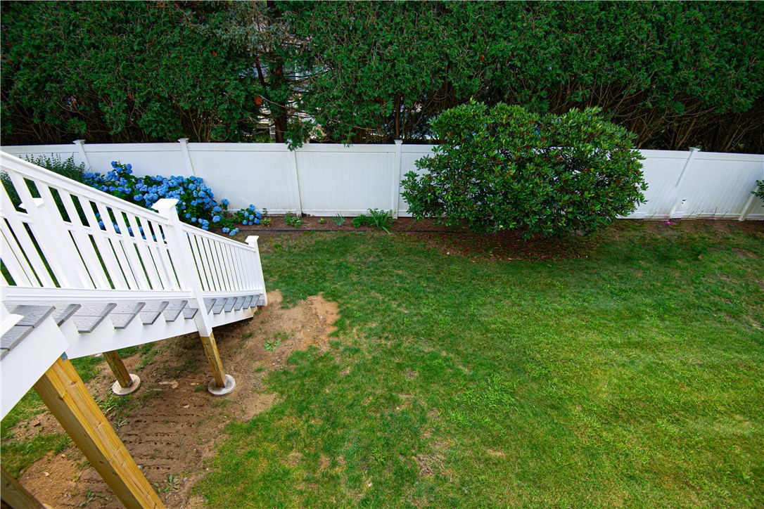 1 Willow Glen Circle, Unit 85 Warwick, RI 02889 - Photo 31 of 39