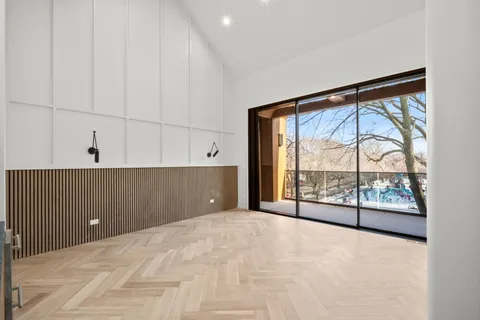 $2,699,000 | 3754 North Claremont Avenue, Chicago, IL 60618