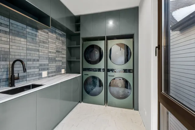 $2,699,000 | 3754 North Claremont Avenue, Chicago, IL 60618