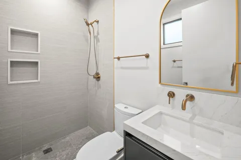 $2,699,000 | 3754 North Claremont Avenue, Chicago, IL 60618