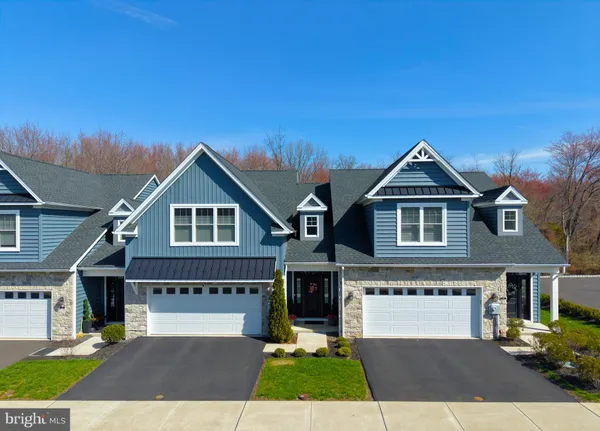 $660,000 | 924 Holden Court, Warminster, PA 18974