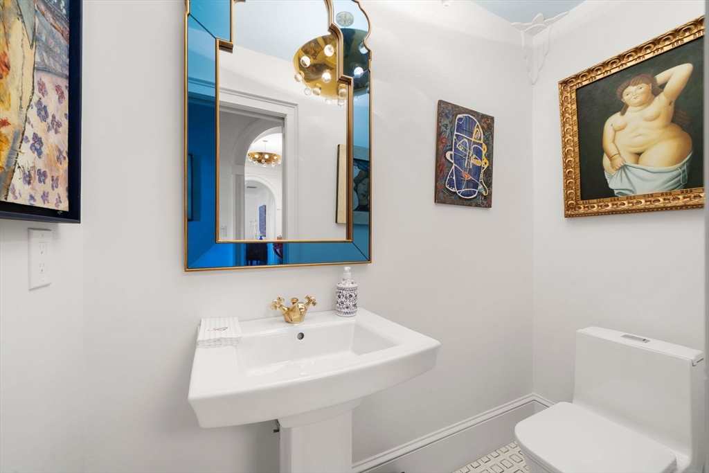 260 Beacon Street, Unit 4 Boston, MA 02116 - Photo 26 of 33
