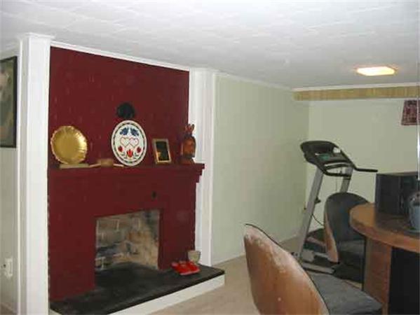 5 Saxon Road Worcester, MA 01602 - Photo 18 of 23 Gallery Image 18