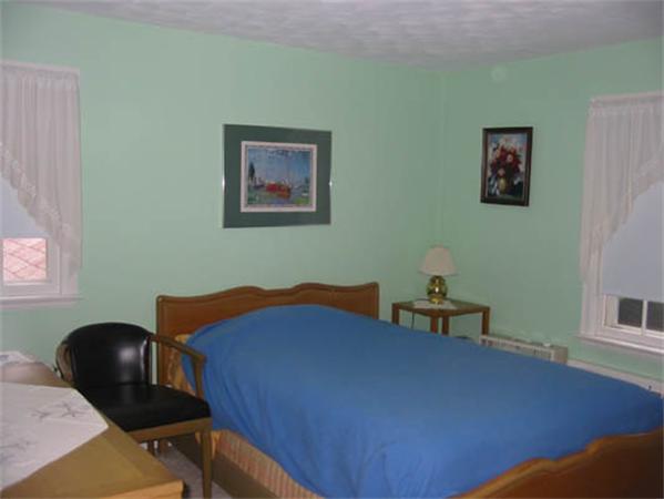 5 Saxon Road Worcester, MA 01602 - Photo 8 of 23 Gallery Image 8