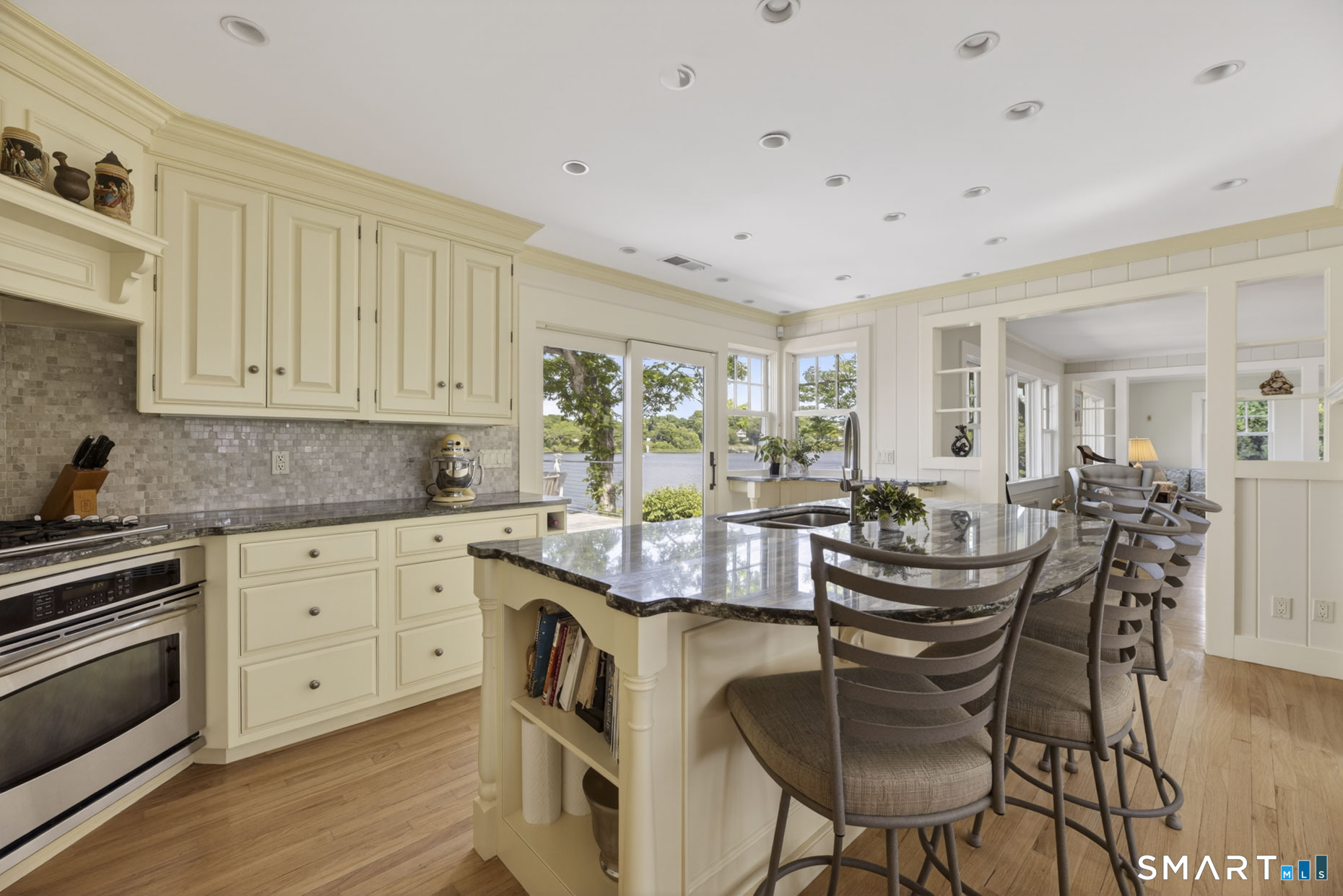97 River Road Stonington, CT 06379 - Photo 23 of 40