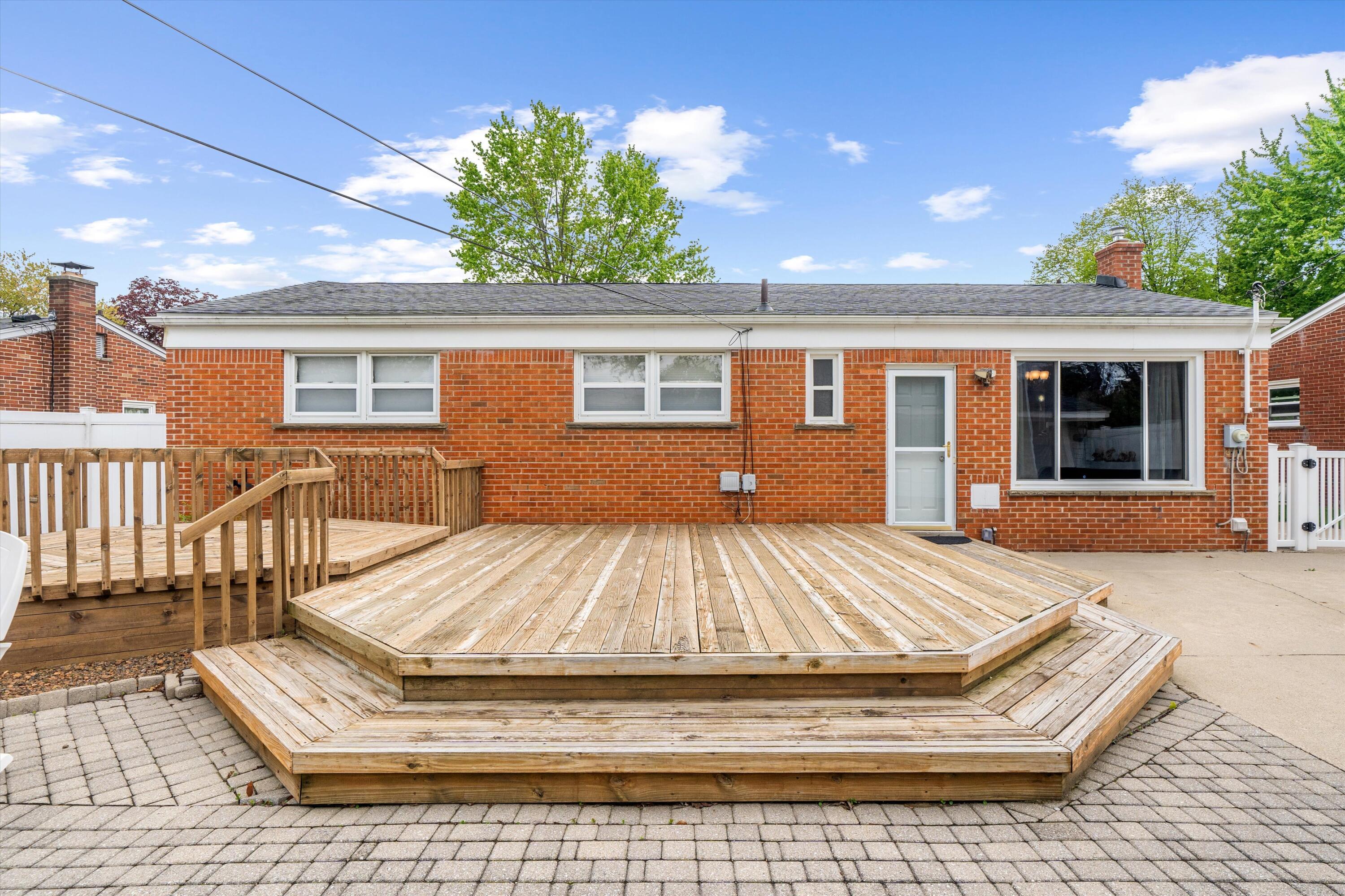 36753 Greenbush Road Wayne, MI 48184 - Photo 45 of 54 46-DSC09760