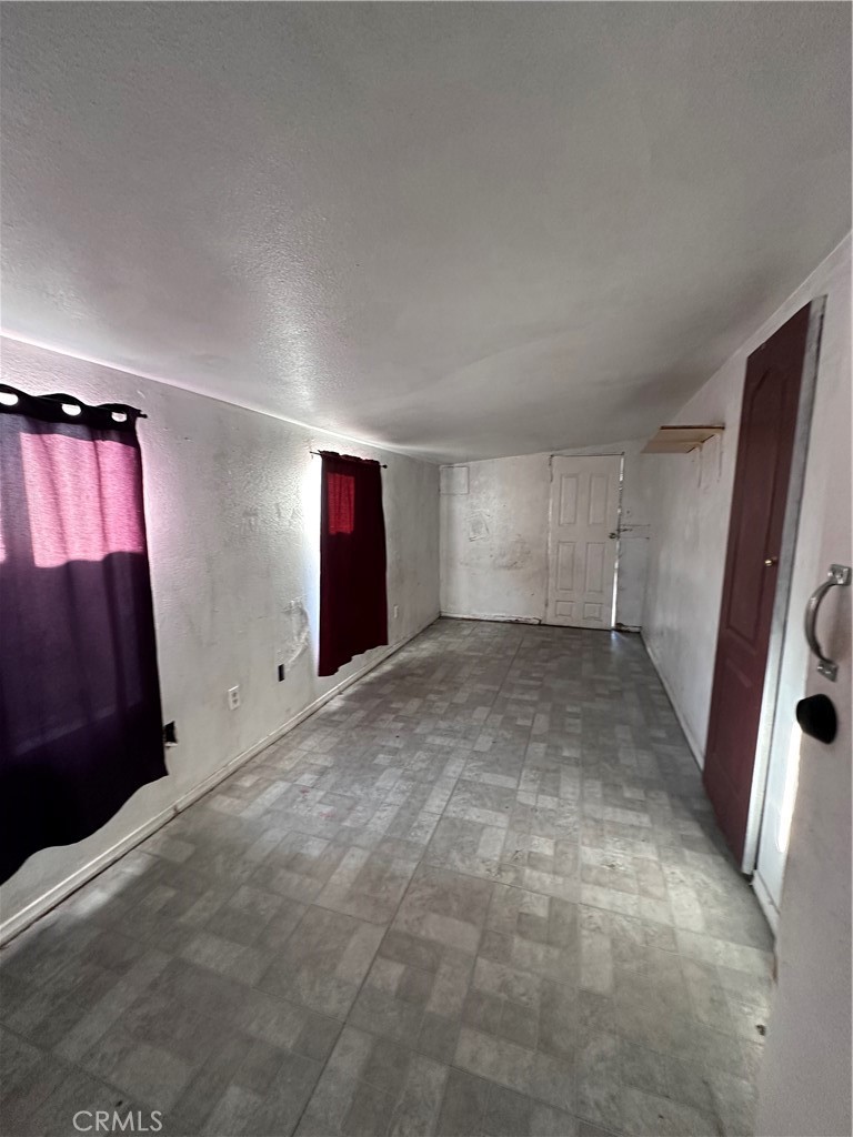 258 West 7th Street, Unit 51 San Jacinto, CA 92583 - Photo 7 of 14 a view of empty room