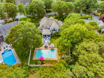 $1,400,000 | 72 Bayshore Drive, Mashpee, MA 02649