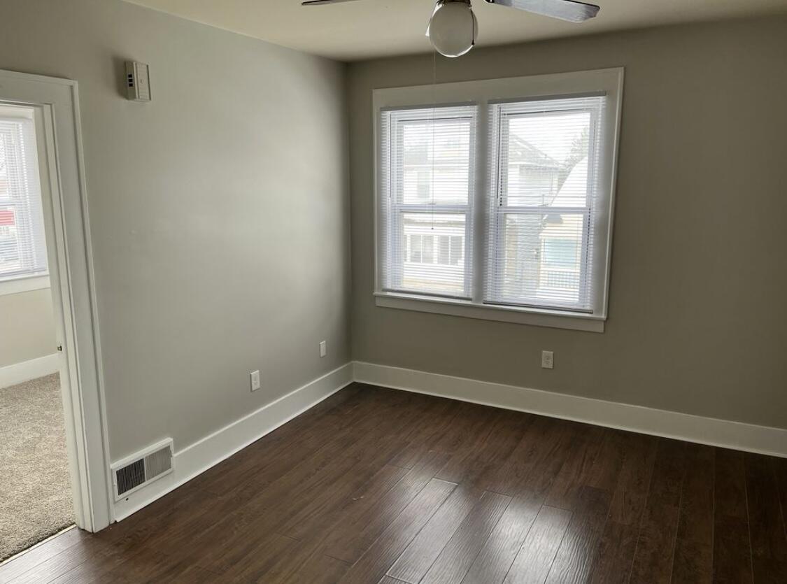 136 Batavia Street River Rouge, MI 48218 - Photo 4 of 15