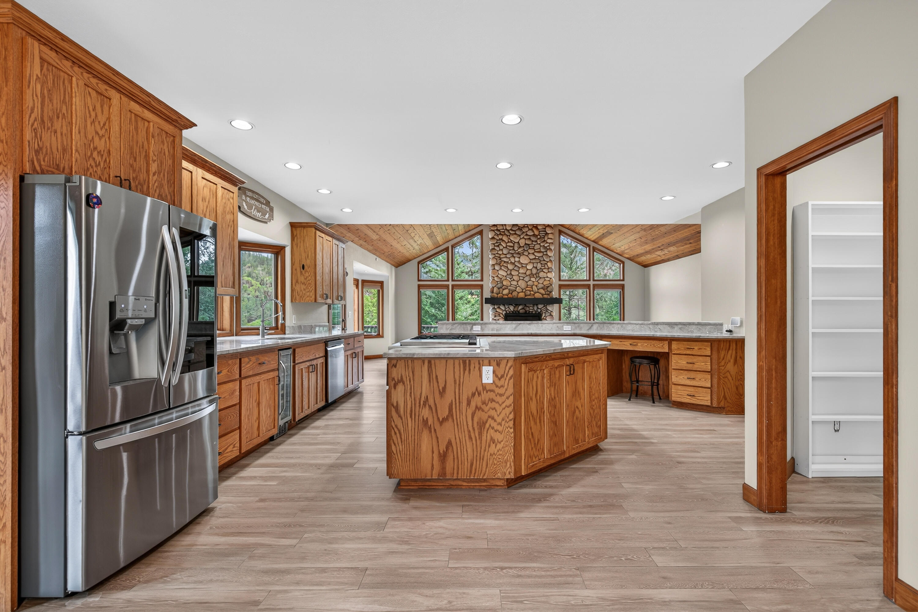 2365 Eastside Road Jacksonville, OR 97530 - Photo 16 of 69 19-17