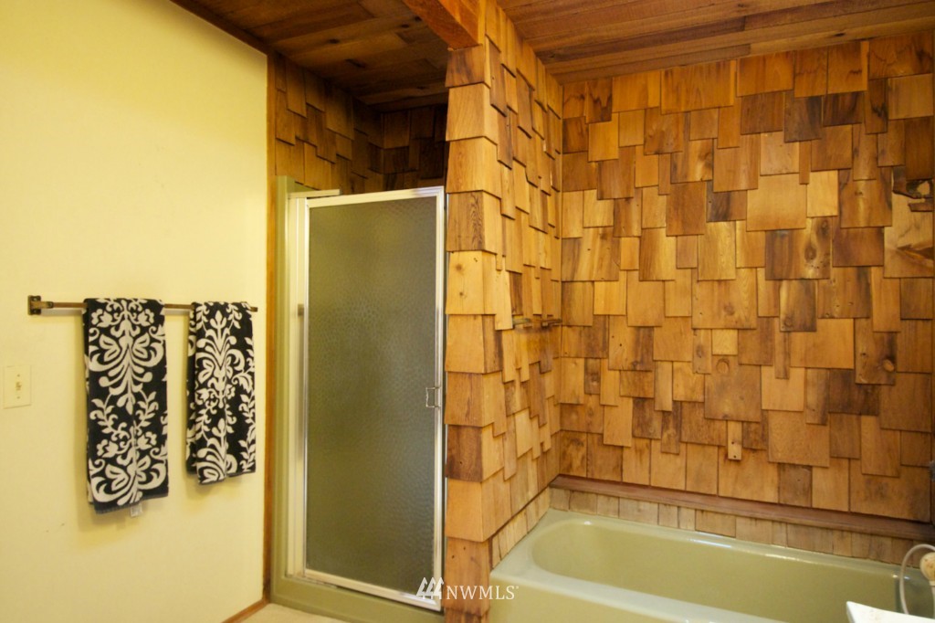 2621 West Beach Road Oak Harbor, WA 98277 - Photo 22 of 22 Gallery Image 22