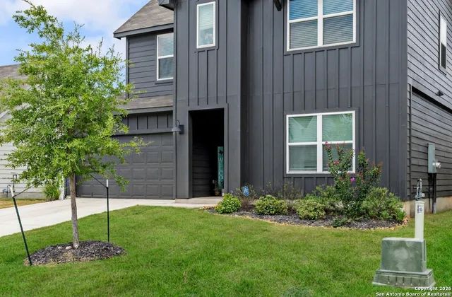 $2,600 | 4622 Bosque Pass, San Antonio, TX 78253