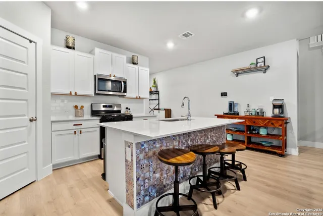 $2,600 | 4622 Bosque Pass, San Antonio, TX 78253