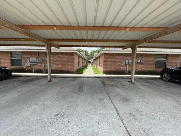 $850 | 2216 North Erica Street, Unit 2, Pharr, TX 78577