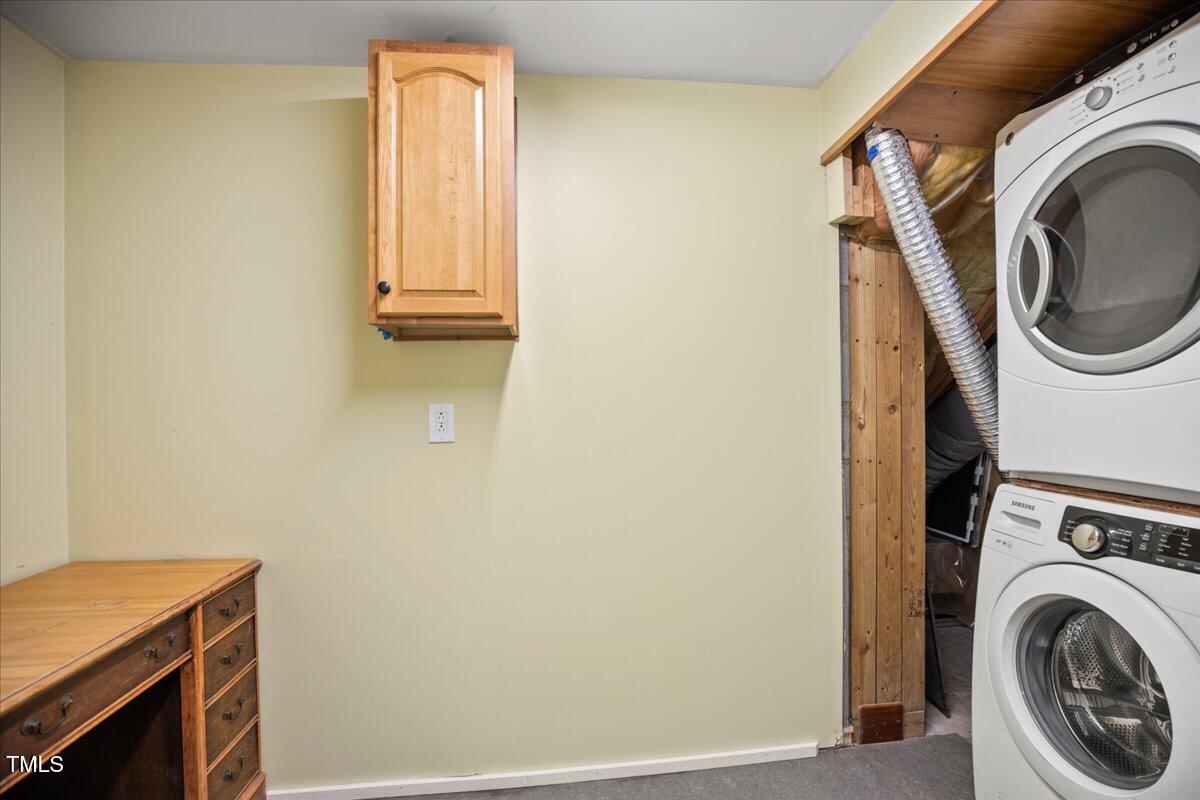 2124 Fallon Oaks Court Raleigh, NC 27608 - Photo 29 of 36 16-IMG_5062