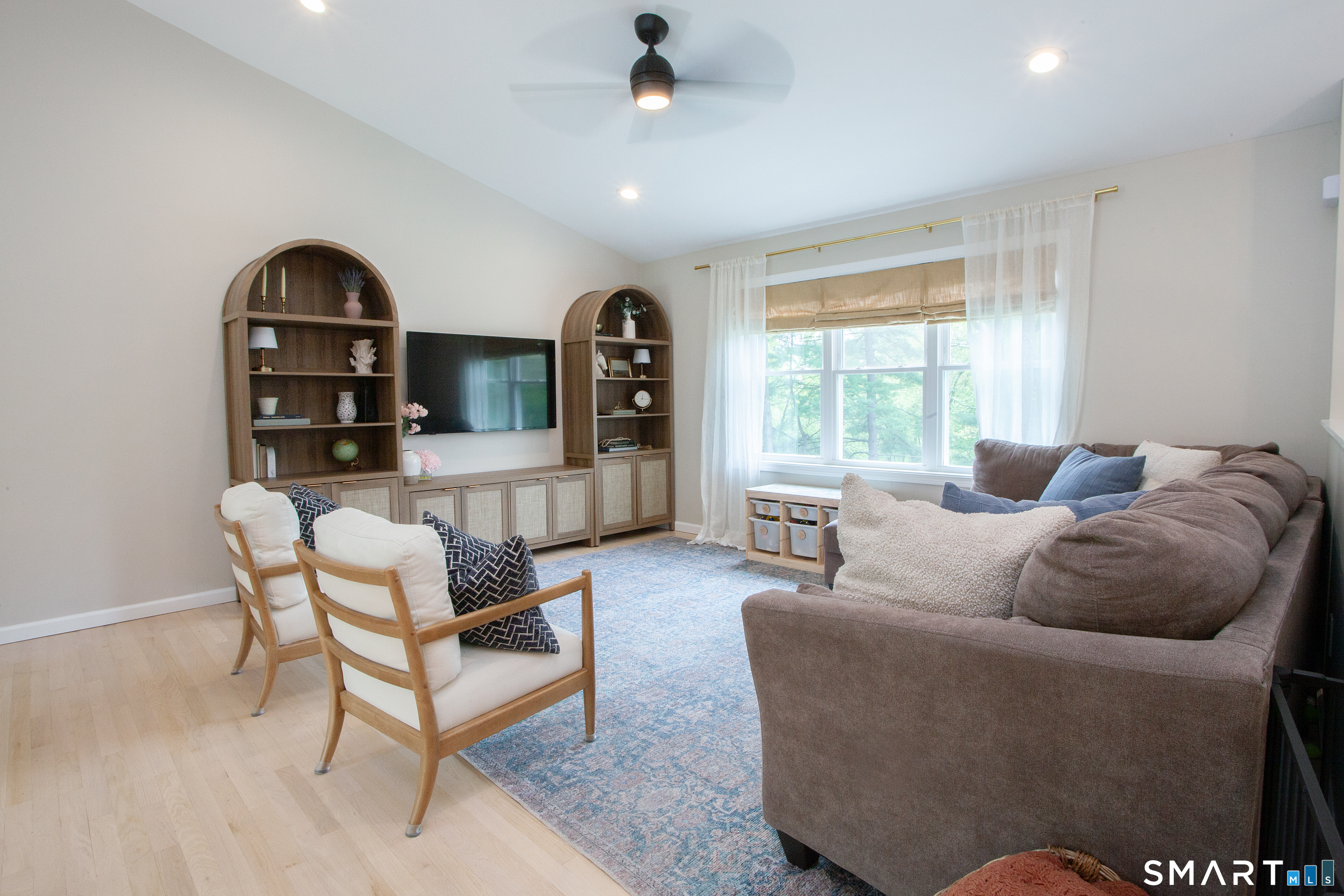 93 Rye Hill Circle Somers, CT 06071 - Photo 15 of 33 a living room with furniture and a window