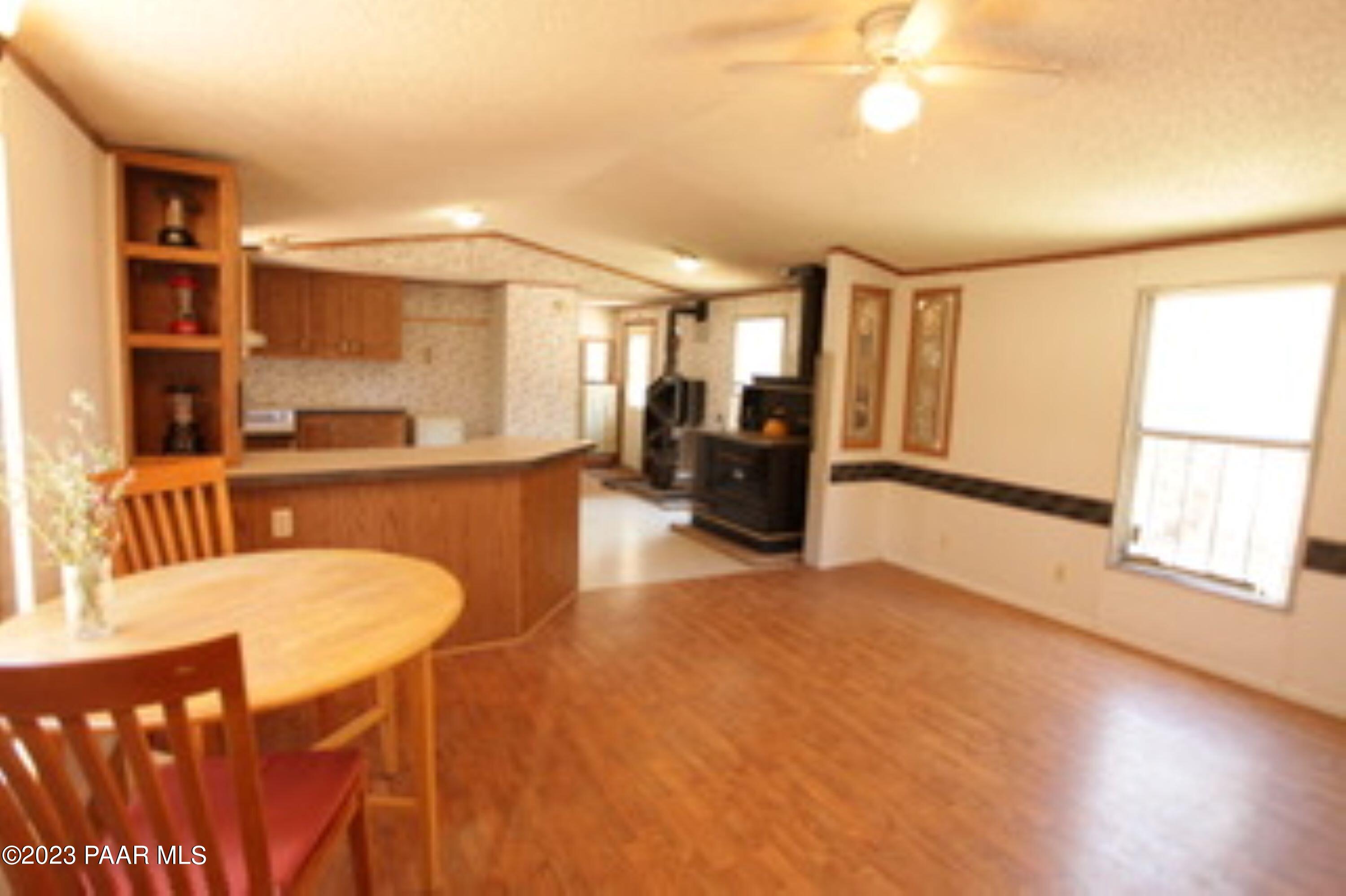 47850 North Happy Ranch Road Seligman, AZ 86337 - Photo 7 of 44 003