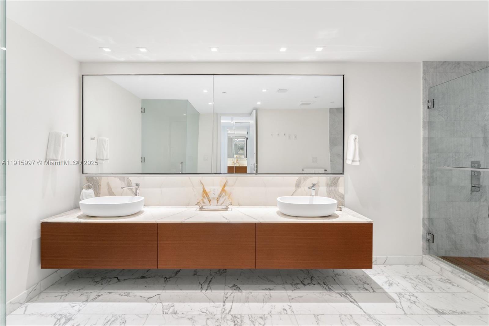 10201 Collins Avenue, Unit 1803 Bal Harbour, FL 33154 - Photo 22 of 51