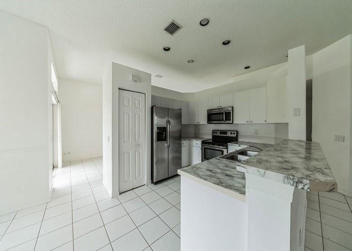 4107 Sabal Ridge Circle Weston, FL 33331 - Photo 10 of 19 Photo 10