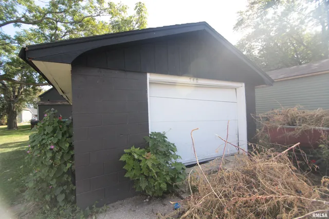 $58,500 | 540 46th Street, Rock Island, IL 61201