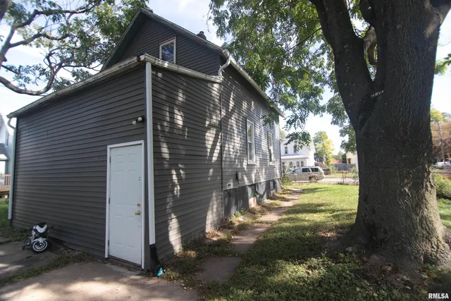 $58,500 | 540 46th Street, Rock Island, IL 61201