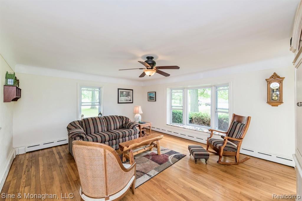 39716 Willow Road New Boston, MI 48164 - Photo 4 of 41