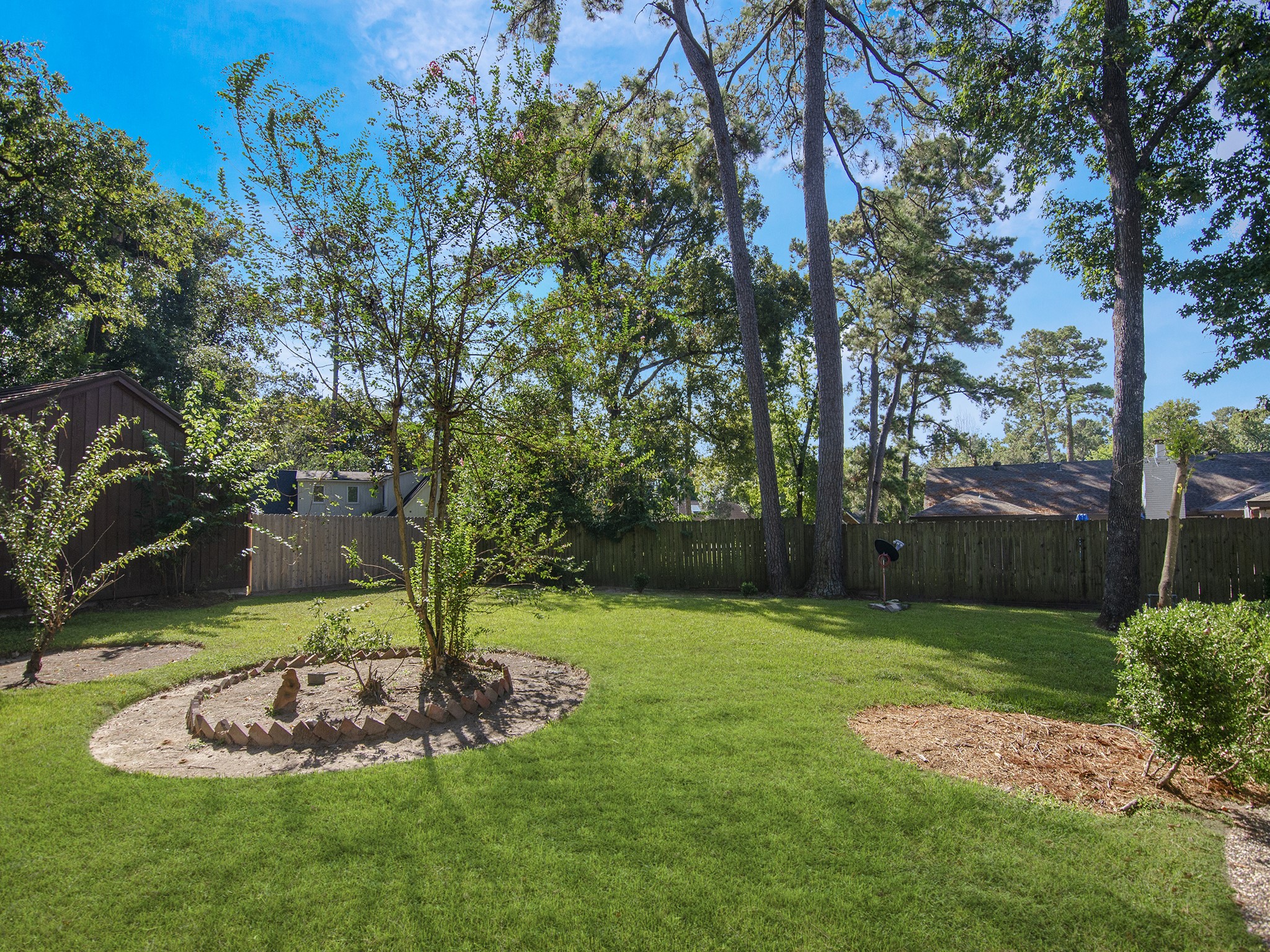 532 Raleigh Drive Conroe, TX 77302 - Photo 33 of 40 Mature trees offering beauty and shade.