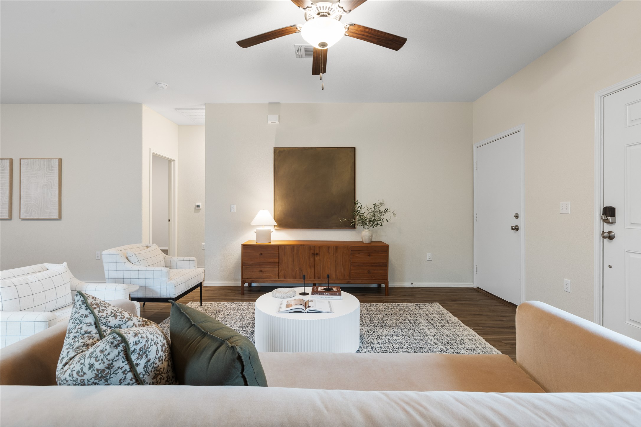 7101 Spirit Hill Road Austin, TX 78744 - Photo 9 of 40