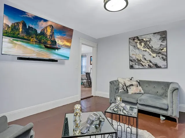 $600,000 | 300 Admiral Street, Providence, RI 02908