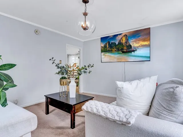 $600,000 | 300 Admiral Street, Providence, RI 02908