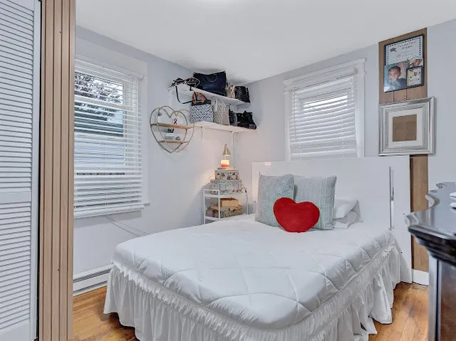 $600,000 | 300 Admiral Street, Providence, RI 02908